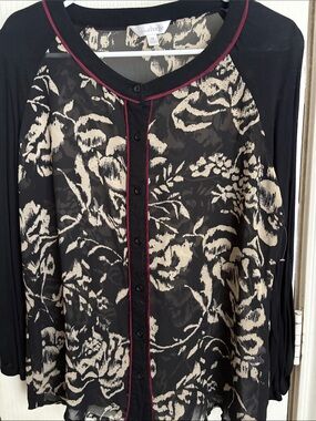 Charming Charlie Black Floral Button-Front Top with Burgundy Trim